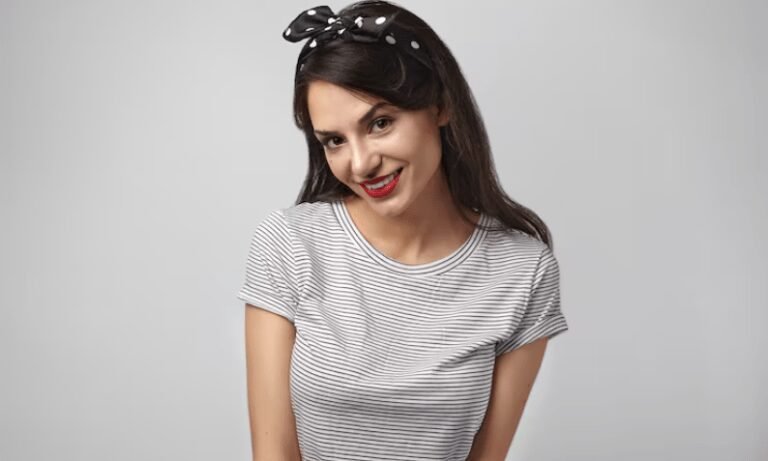 12 Easy Hairstyles for School That Save Time